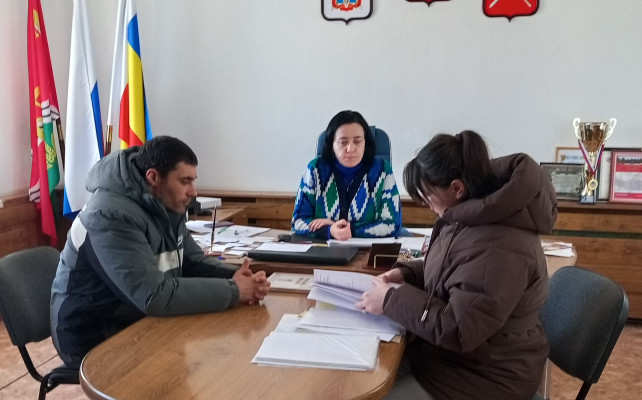 ����� ������������� ��������� ������� ������ � �������� �� �����