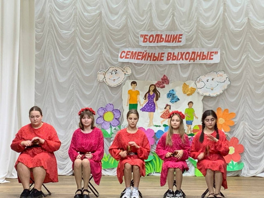 В поселке Казачьи Лагери прошли "Большие семейные выходные"