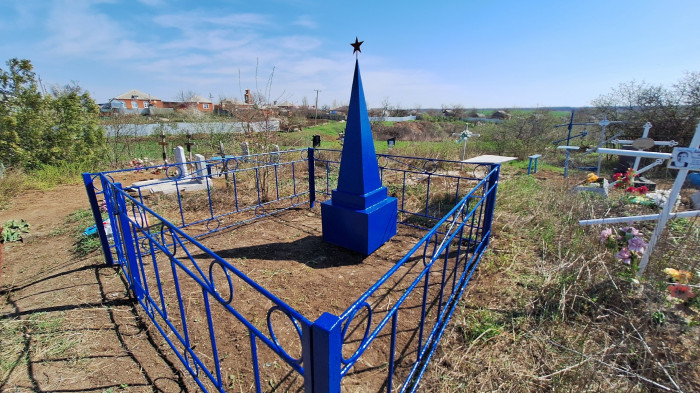 В хуторе Киреевка привели в порядок Могилу Неизвестного солдата