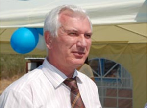      2015        